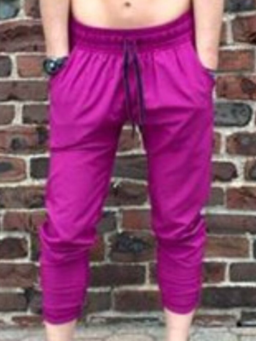 Lululemon Namaskar Crop Pant Inseam 25" Size 8 Regal Plum